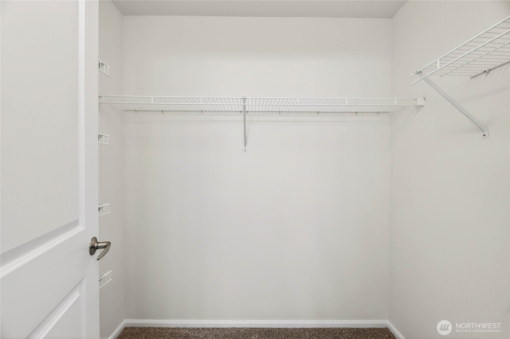 21265 40th Way S #F, SeaTac, WA 98198