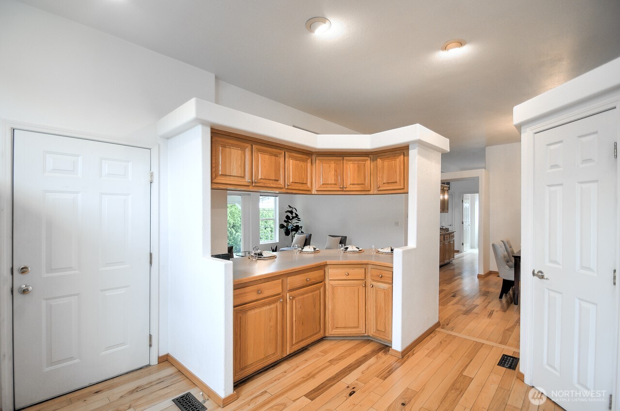 8045 18th Lane SE, Lacey, WA 98503