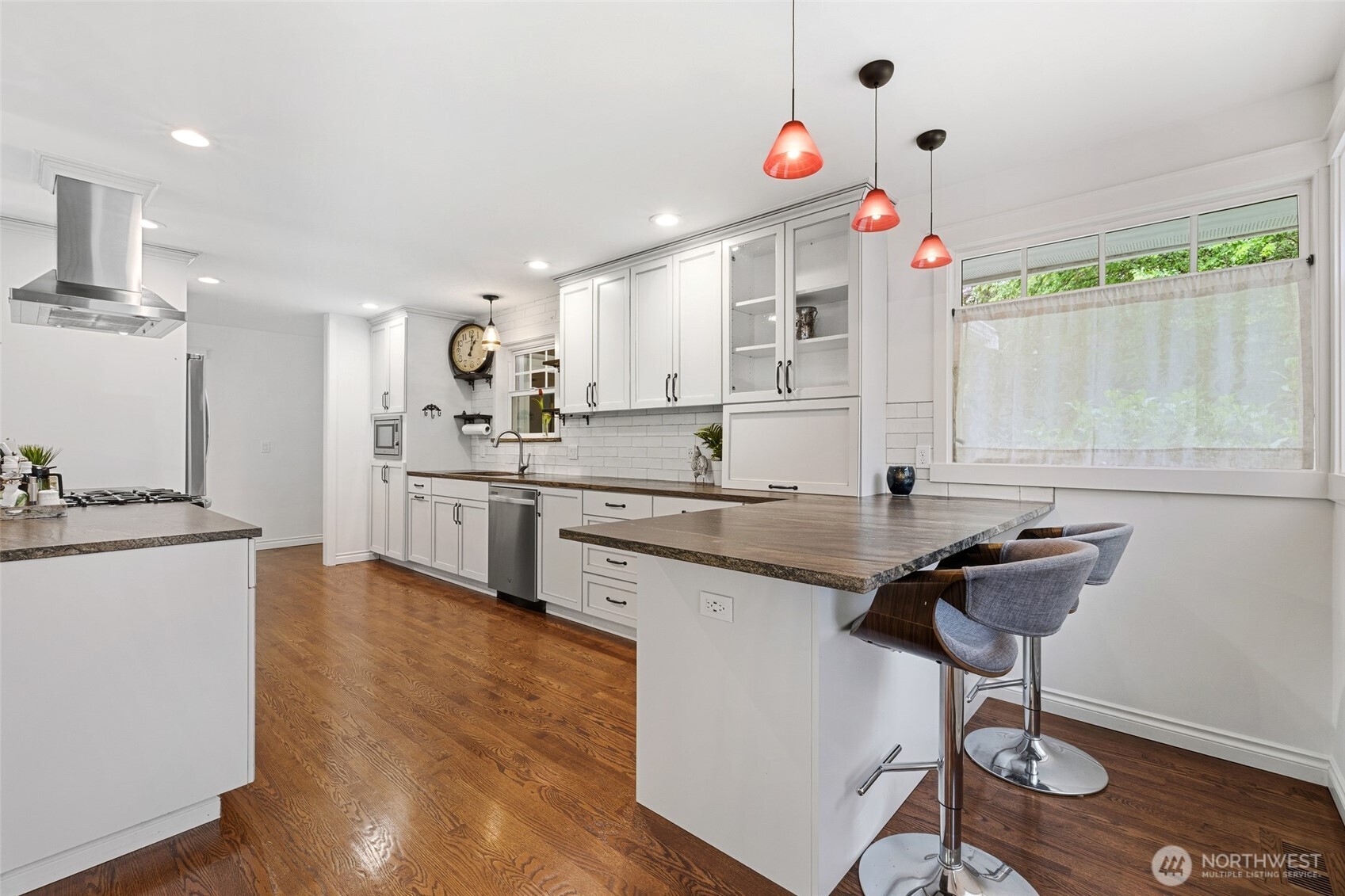 11019 NE 140th Street , Kirkland, WA 98034-5317