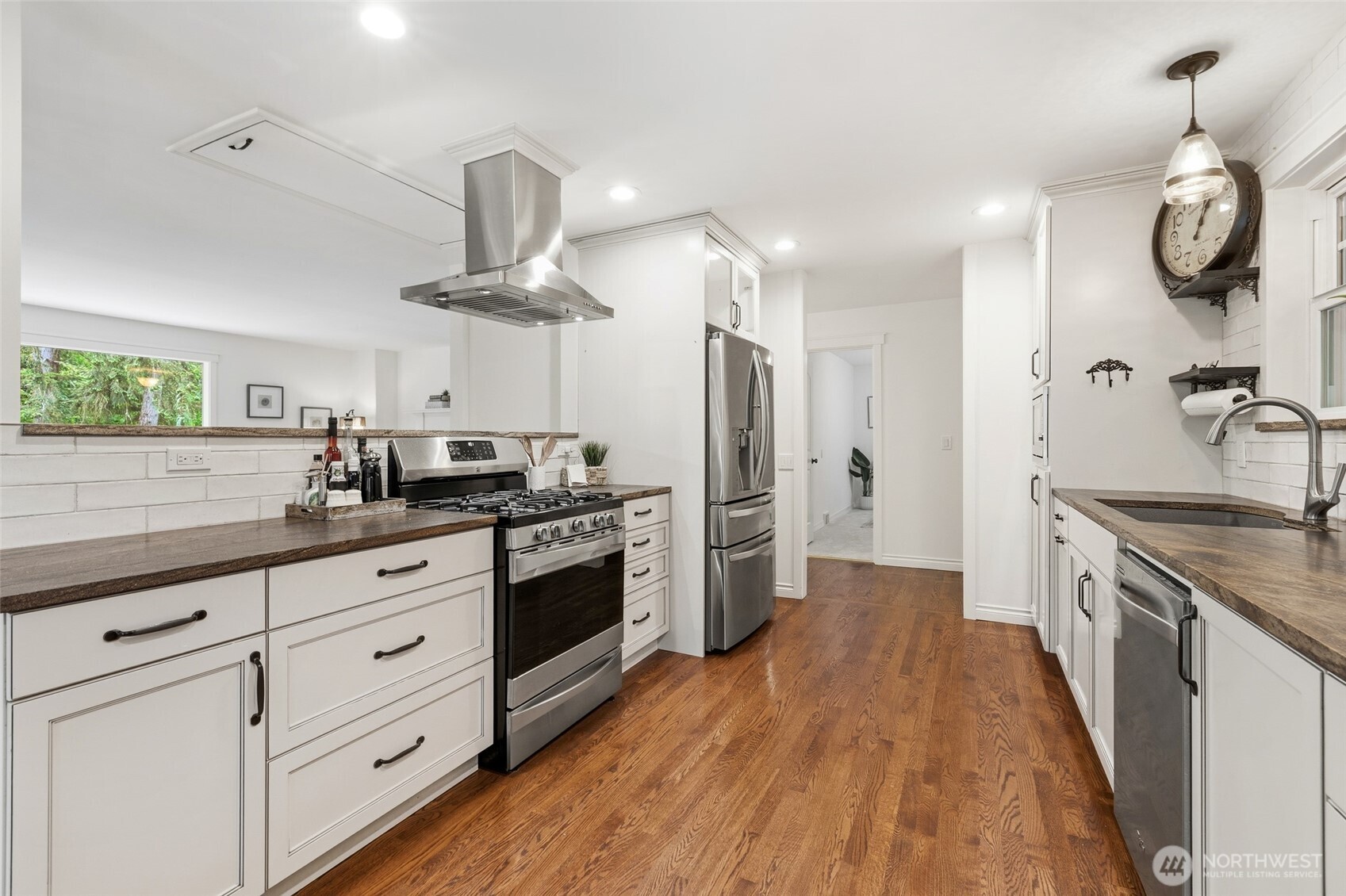 11019 NE 140th Street , Kirkland, WA 98034-5317