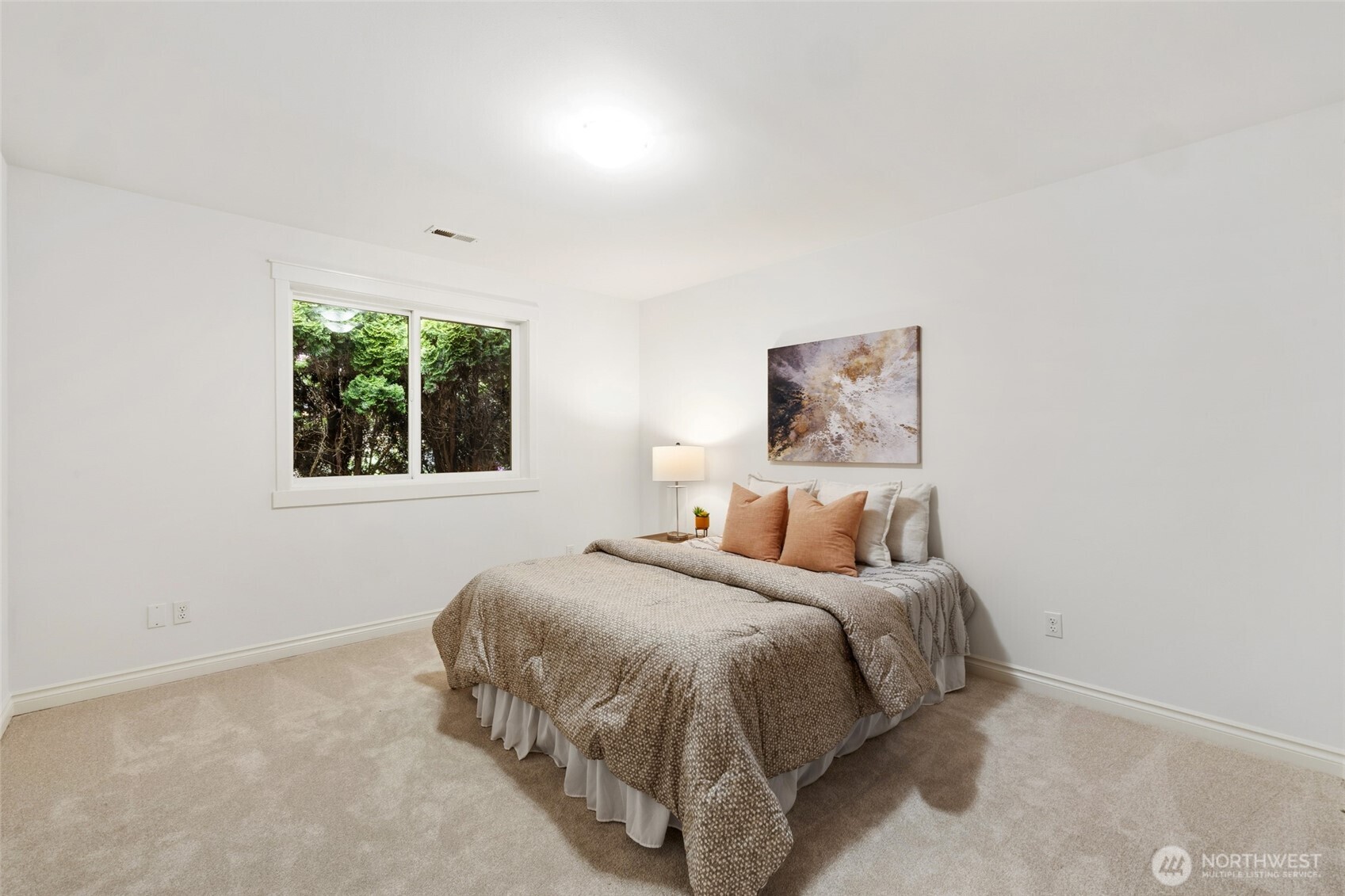 11019 NE 140th Street , Kirkland, WA 98034-5317