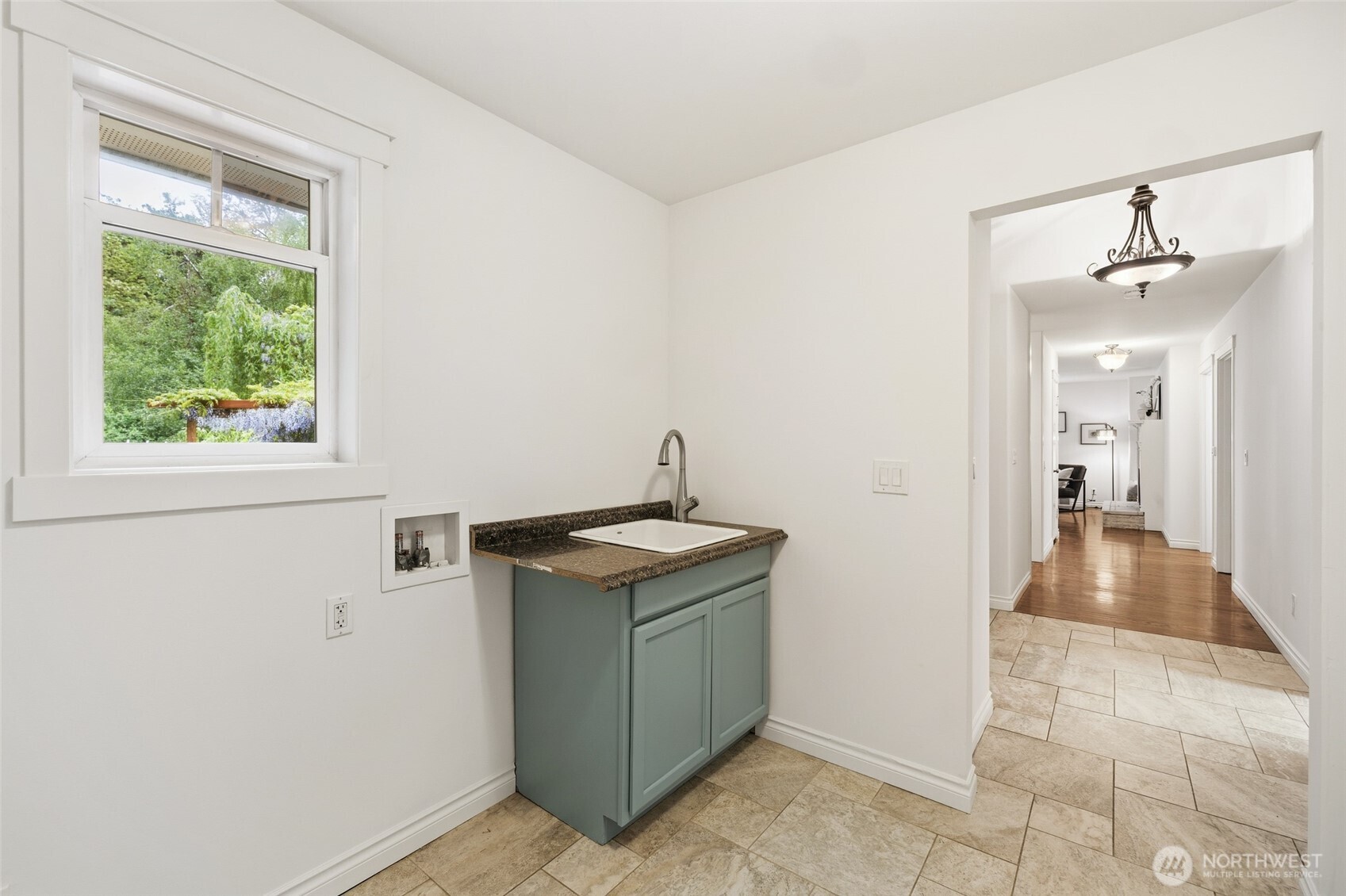 11019 NE 140th Street , Kirkland, WA 98034-5317
