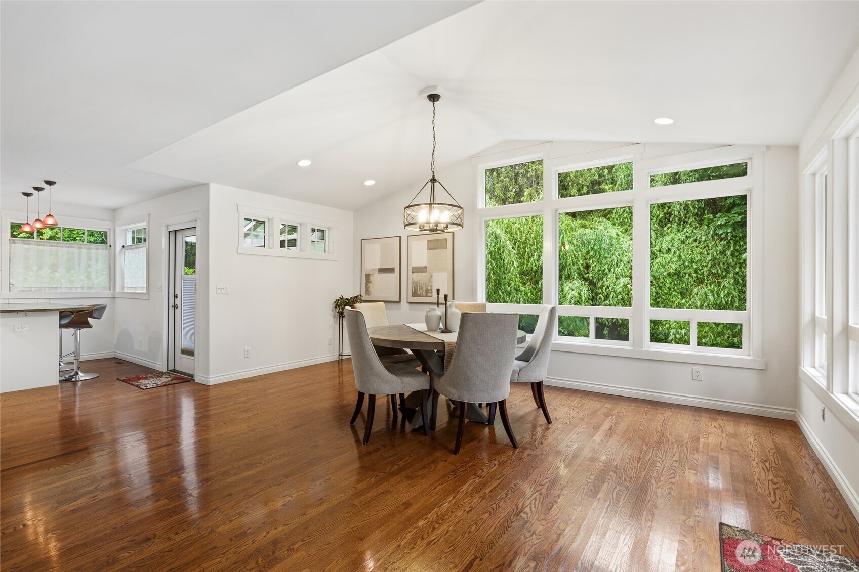 11019 NE 140th Street , Kirkland, WA 98034-5317