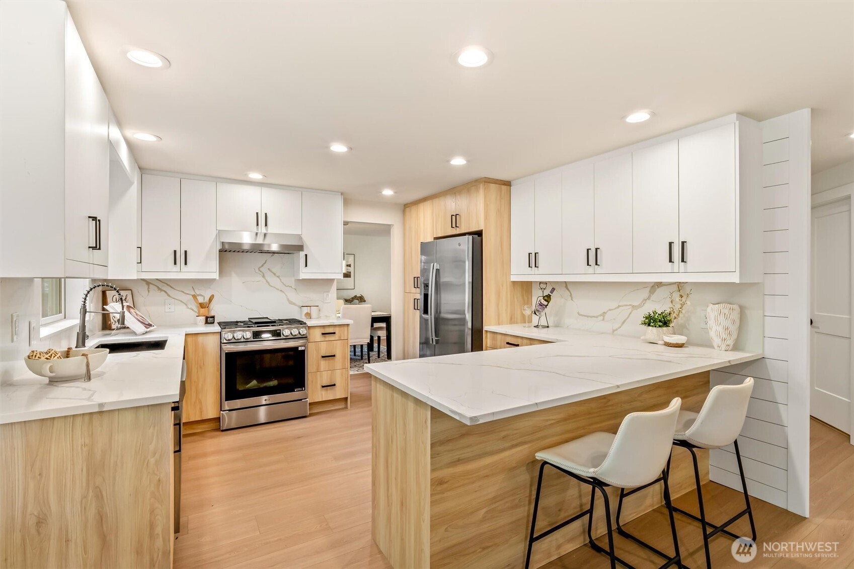 18501 28th Avenue SE, Bothell, WA 98012