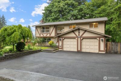 15912 174th Avenue NE, Woodinville, WA 98072