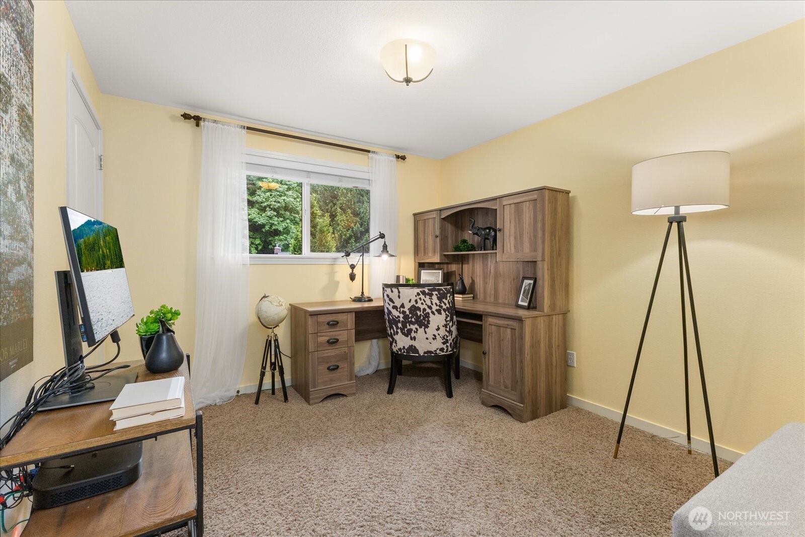 15912 174th Avenue NE, Woodinville, WA 98072