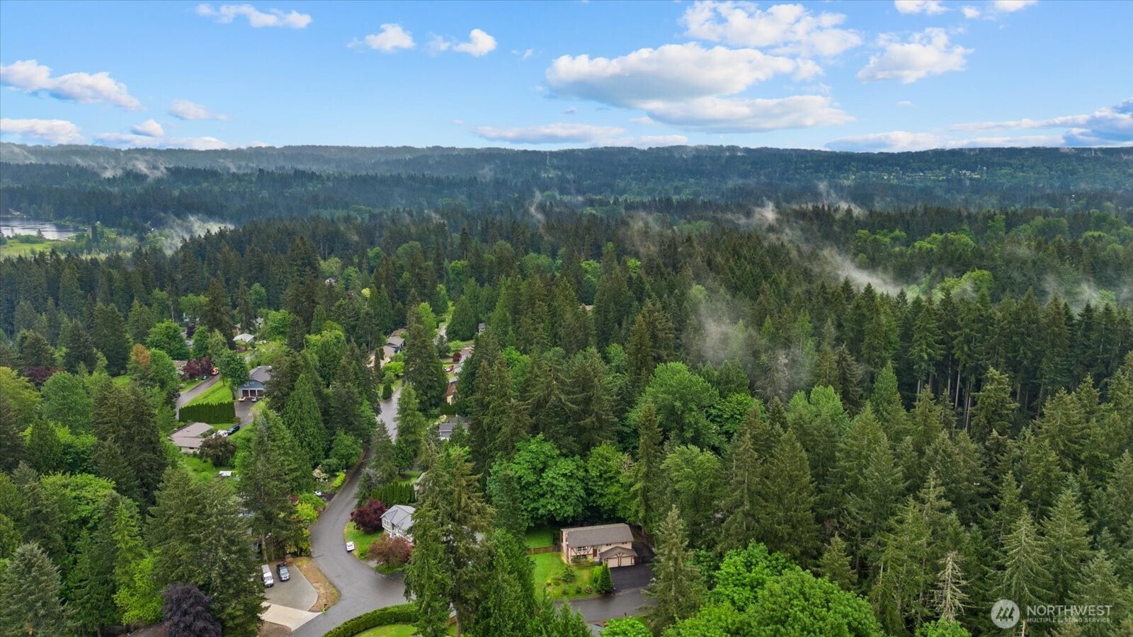 15912 174th Avenue NE, Woodinville, WA 98072