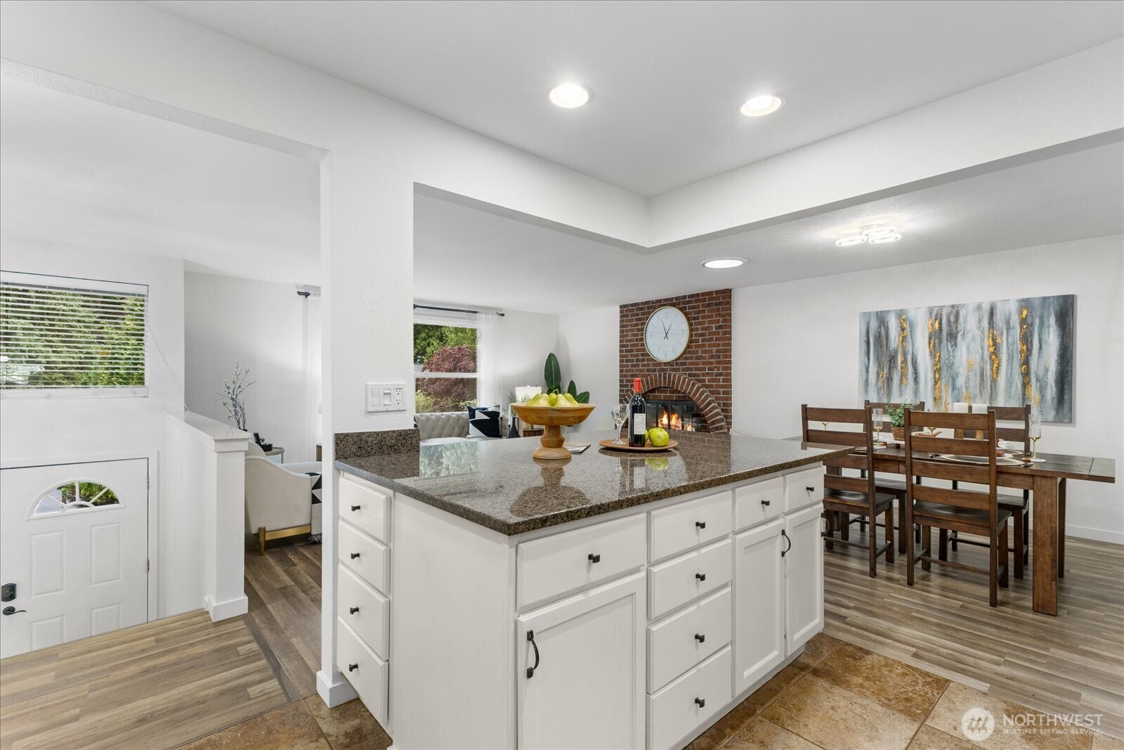 15912 174th Avenue NE, Woodinville, WA 98072