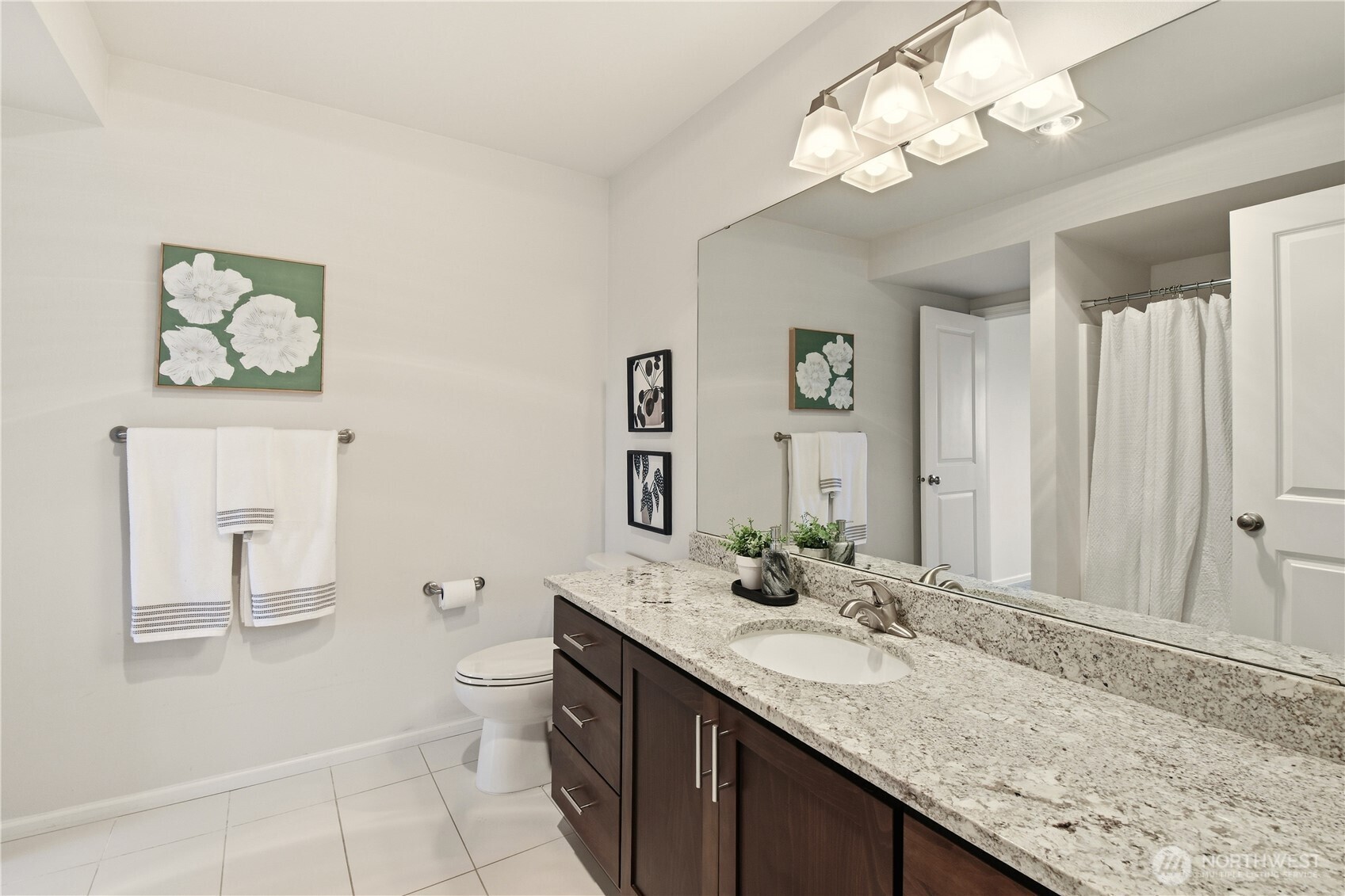 7012 30th Place SW, Seattle, WA 98126