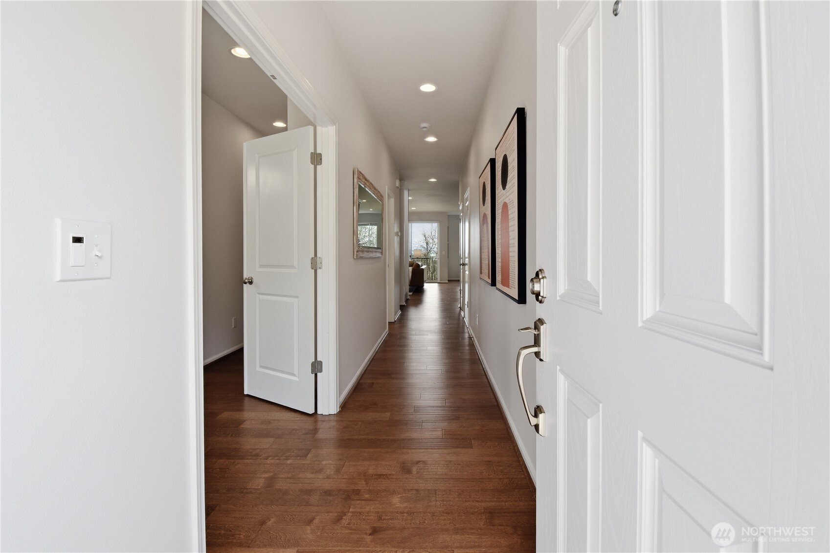 7012 30th Place SW, Seattle, WA 98126