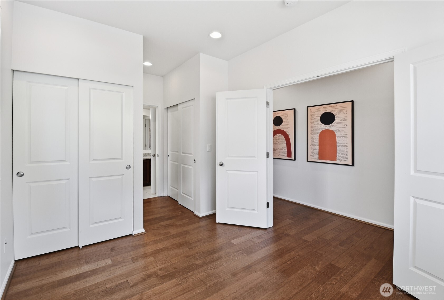 7012 30th Place SW, Seattle, WA 98126
