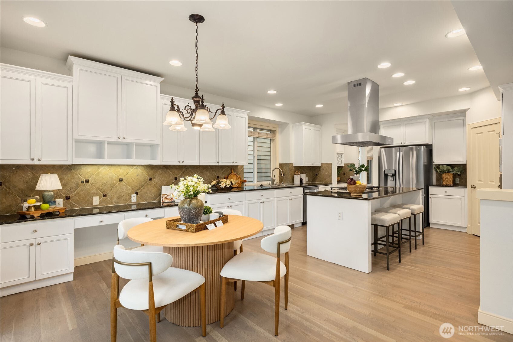 16648 NE 120th Street , Redmond, WA 98052