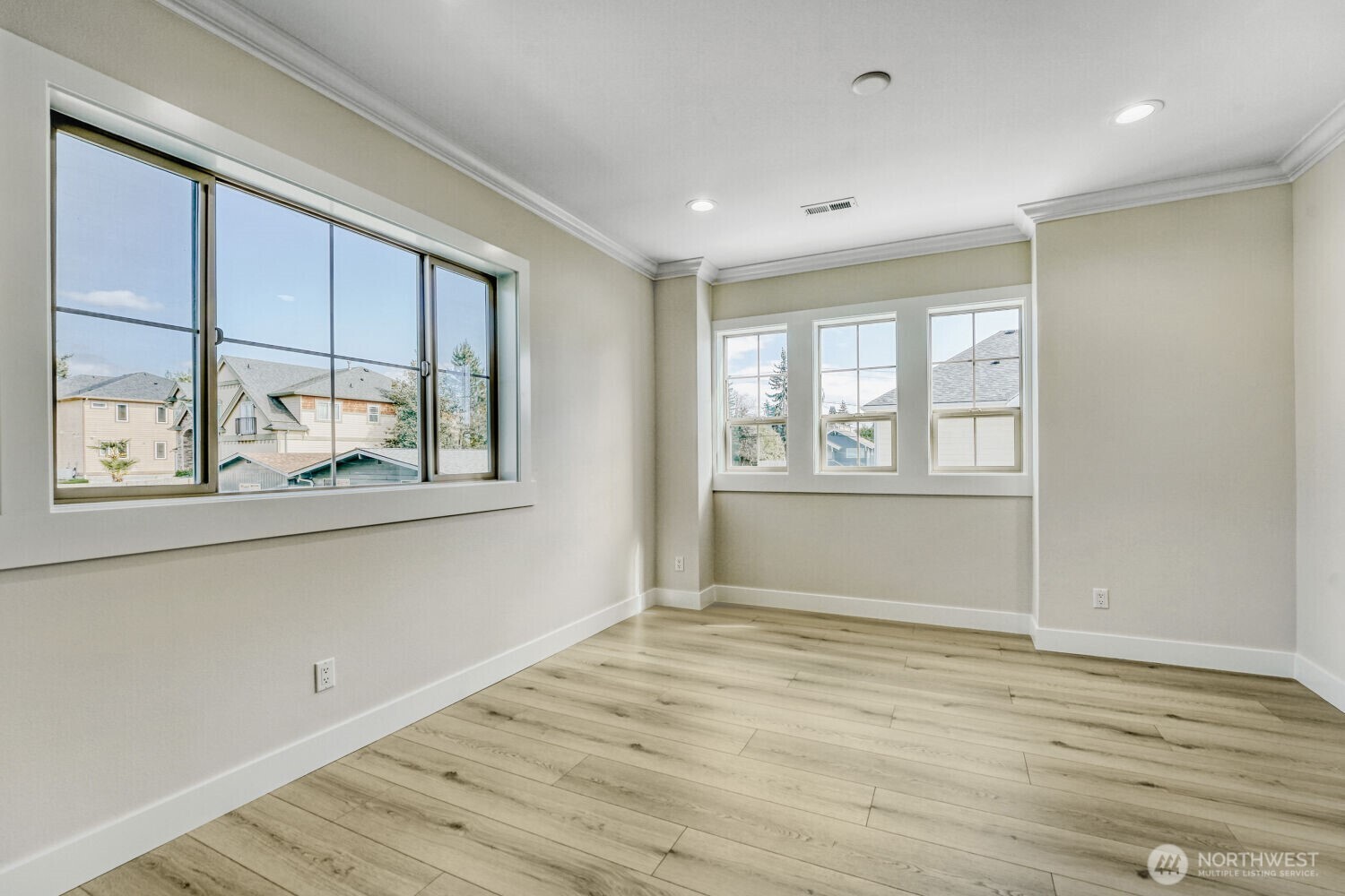 3418 S 164th Street , SeaTac, WA 98188