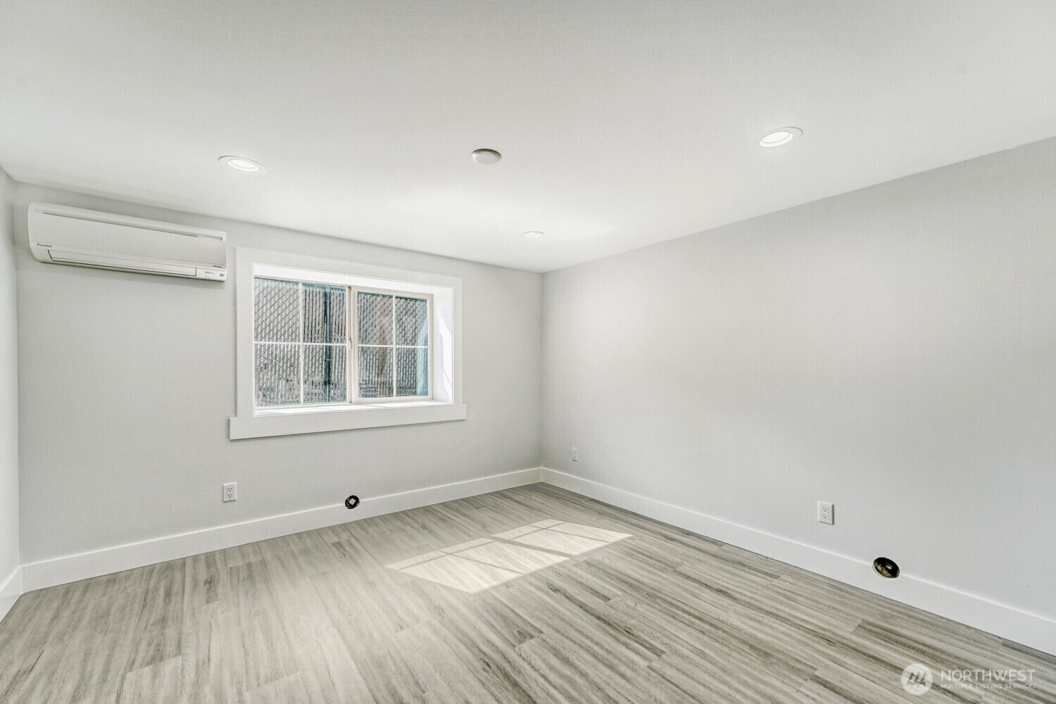 3418 S 164th Street , SeaTac, WA 98188