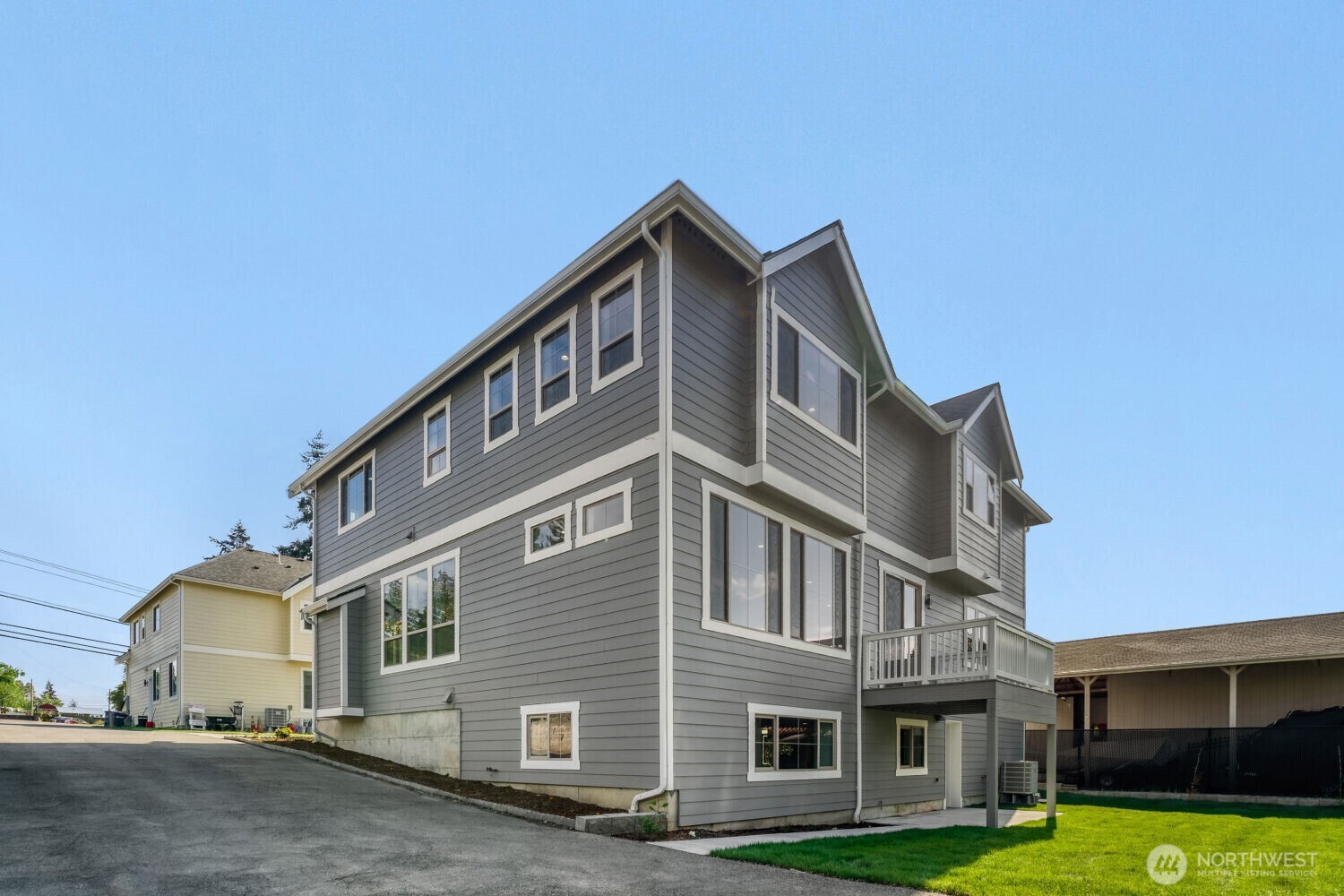 3418 S 164th Street , SeaTac, WA 98188