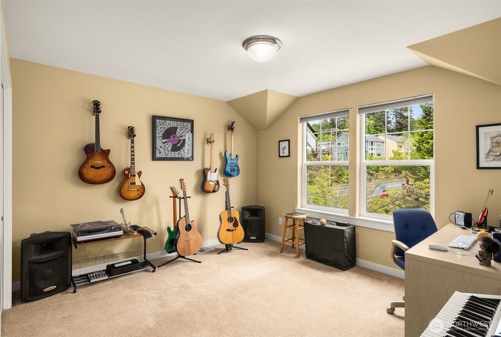 15233 273rd Drive NE, Duvall, WA 98019