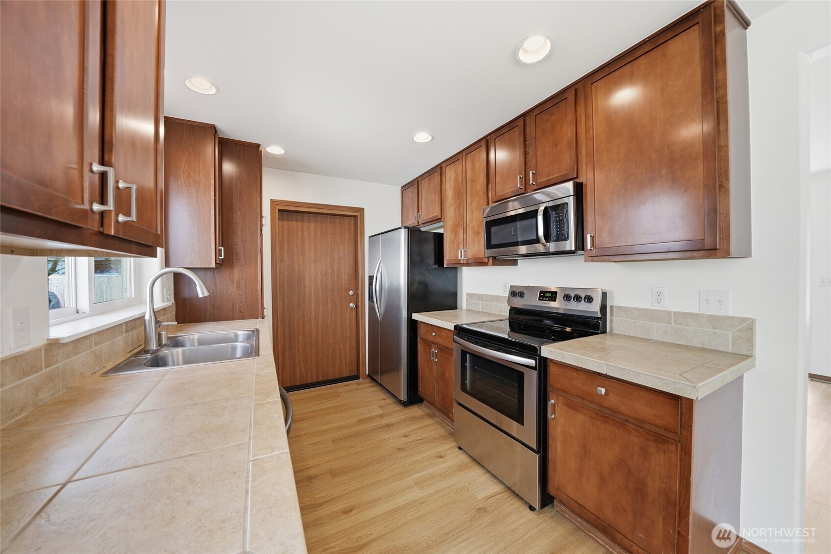 1721 Langdon Street , Sumner, WA 98390
