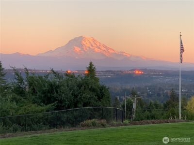 5002 131st Avenue Ct E, Edgewood, WA 98372-9211 - Photo 2