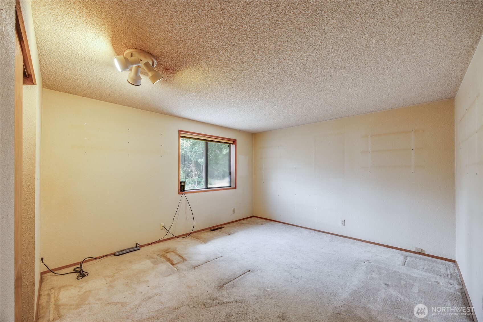 4989 NW Francis Drive , Silverdale, WA 98383