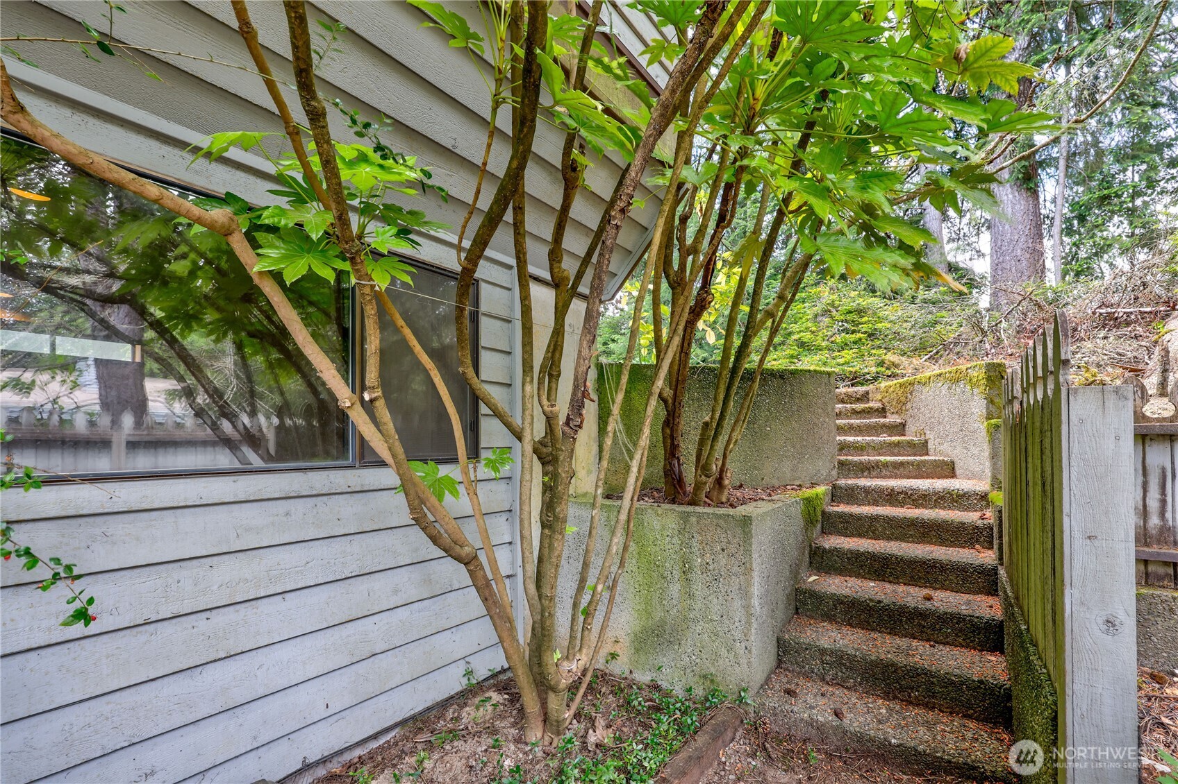 4989 NW Francis Drive , Silverdale, WA 98383