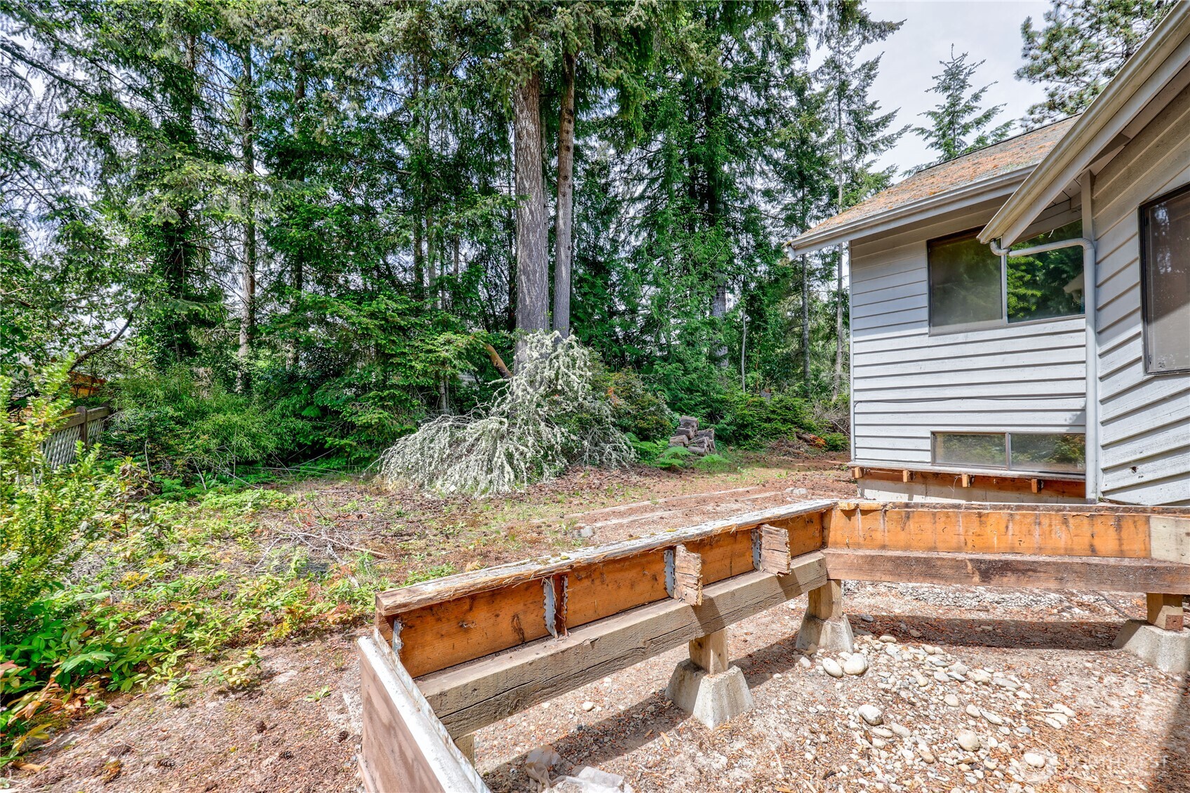 4989 NW Francis Drive , Silverdale, WA 98383