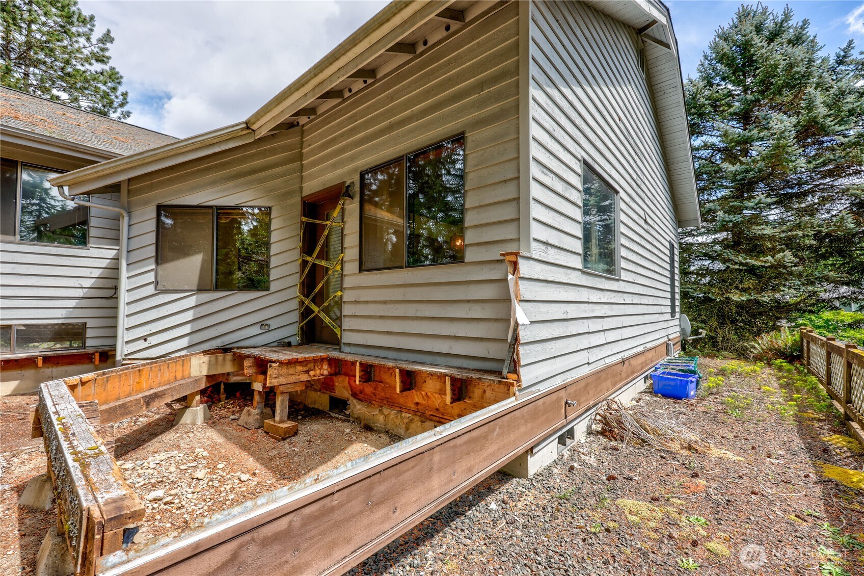 4989 NW Francis Drive , Silverdale, WA 98383
