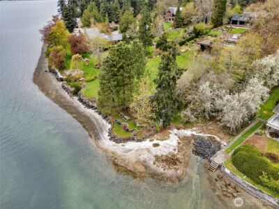 9190 Fox Cove Lane NE, Bainbridge Island, WA 98110 - Photo 15
