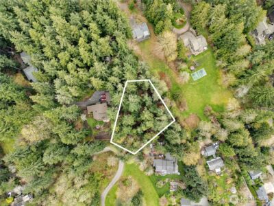 9190 Fox Cove Lane NE, Bainbridge Island, WA 98110 - Photo 4