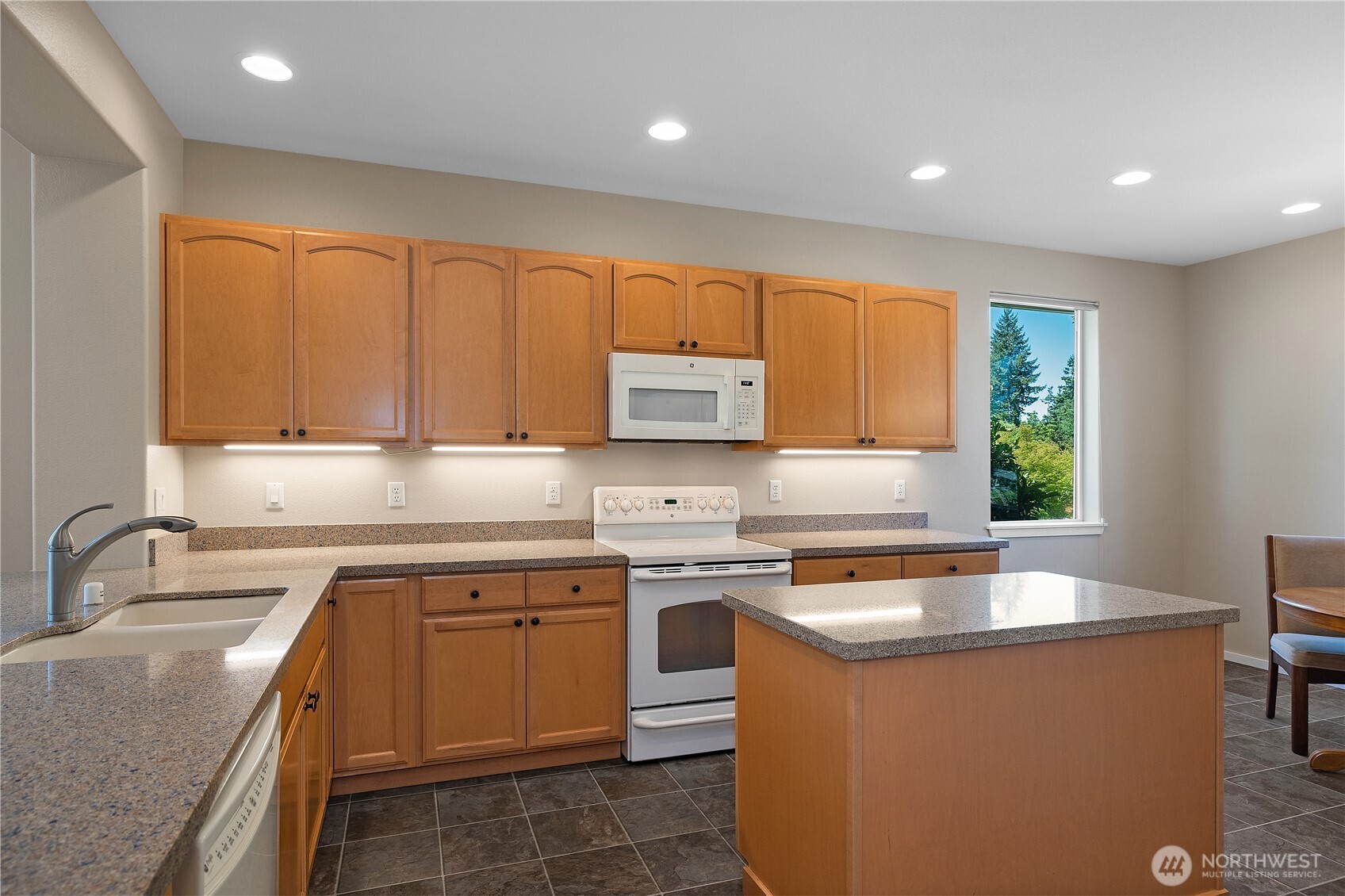 4812 Spokane Street NE, Lacey, WA 98516