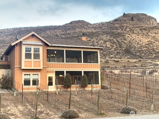114 Village Way , Oroville, WA 98844