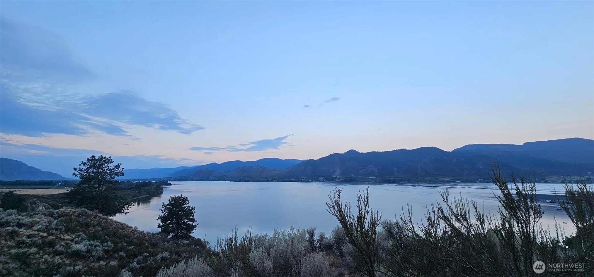 114 Village Way , Oroville, WA 98844