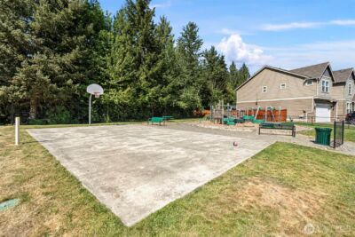 18323 121st Street E, Bonney Lake, WA 98391 - Photo 33