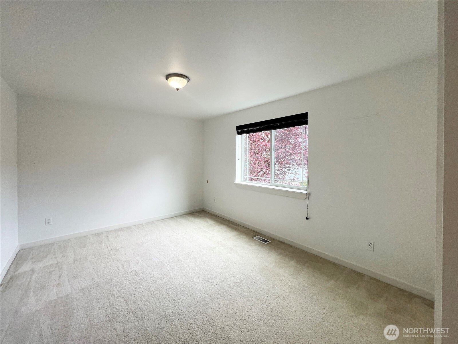 18542 97th Ave Court E, Puyallup, WA 98375