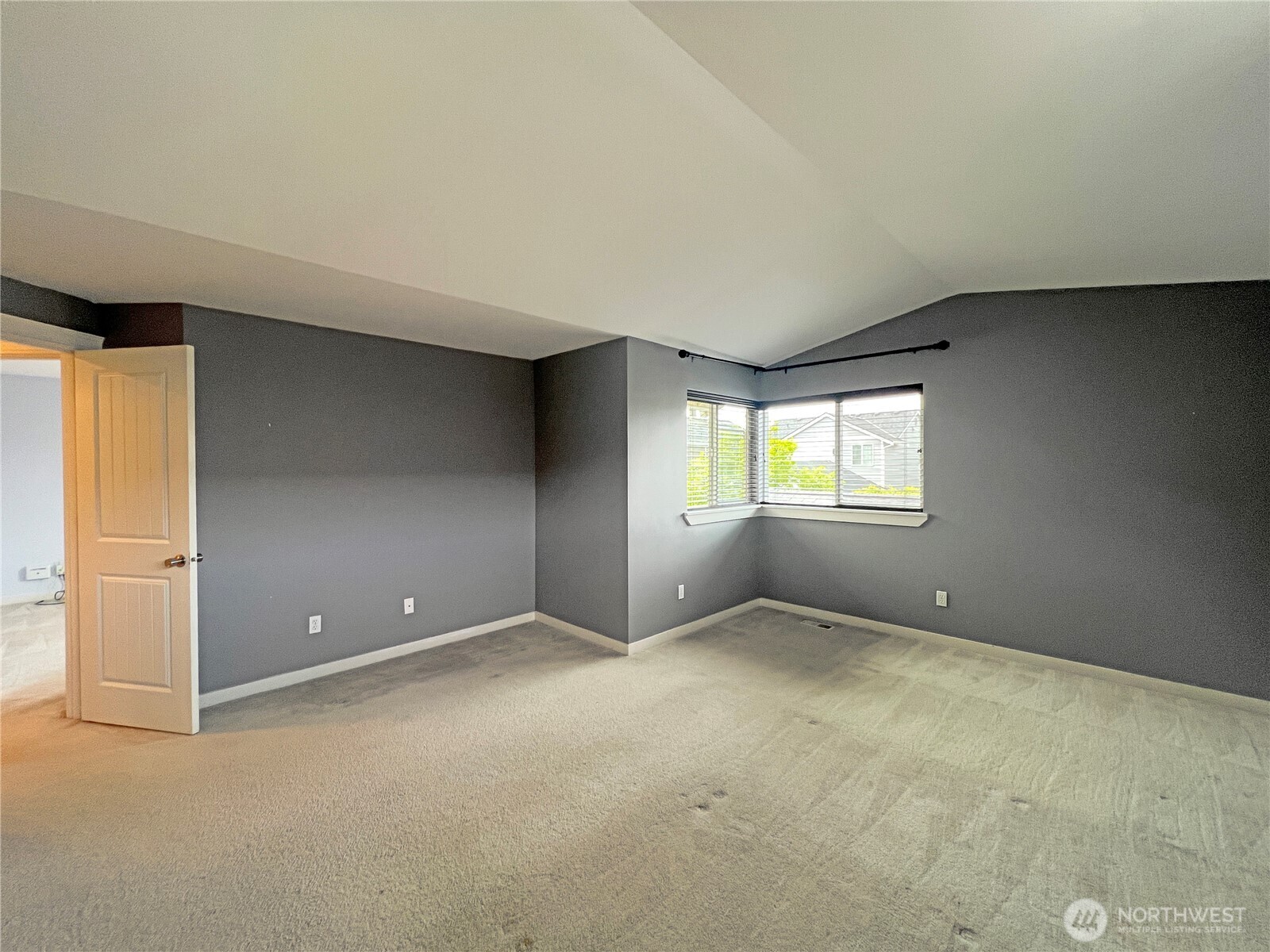 18542 97th Ave Court E, Puyallup, WA 98375