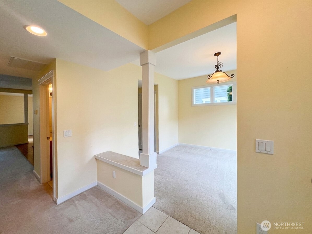 18542 97th Ave Court E, Puyallup, WA 98375