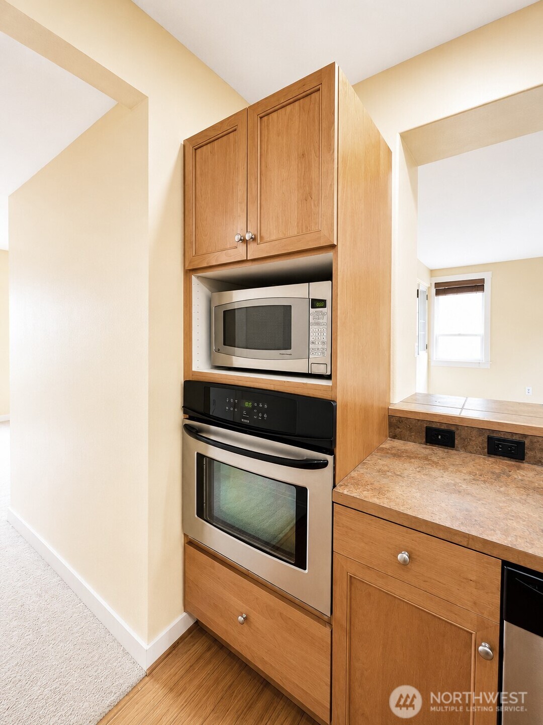 18542 97th Ave Court E, Puyallup, WA 98375