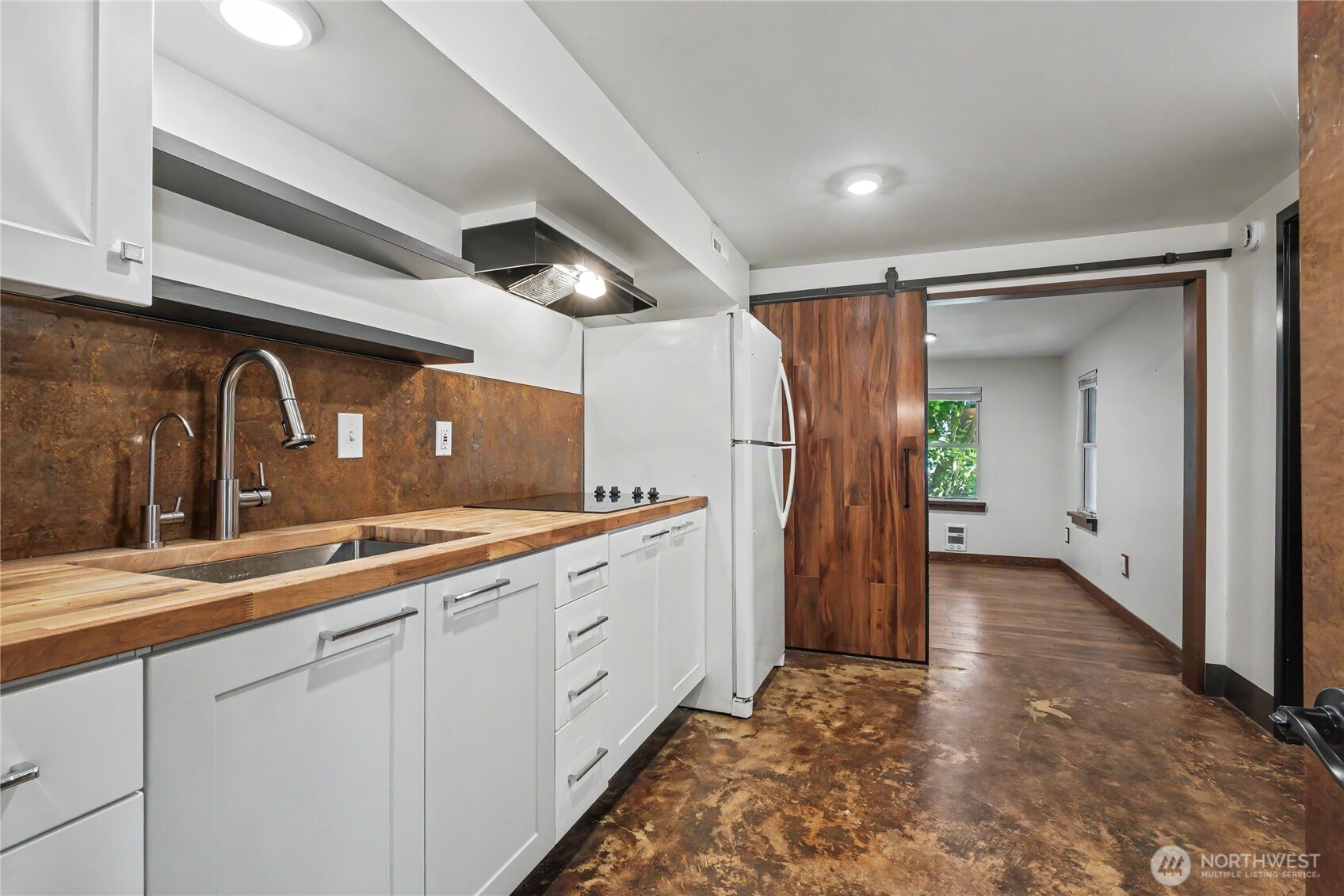10106 16th Avenue S, Seattle, WA 98168