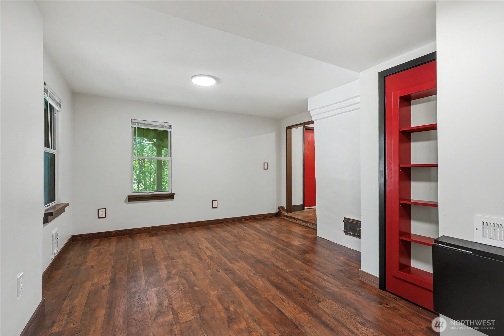 10106 16th Avenue S, Seattle, WA 98168