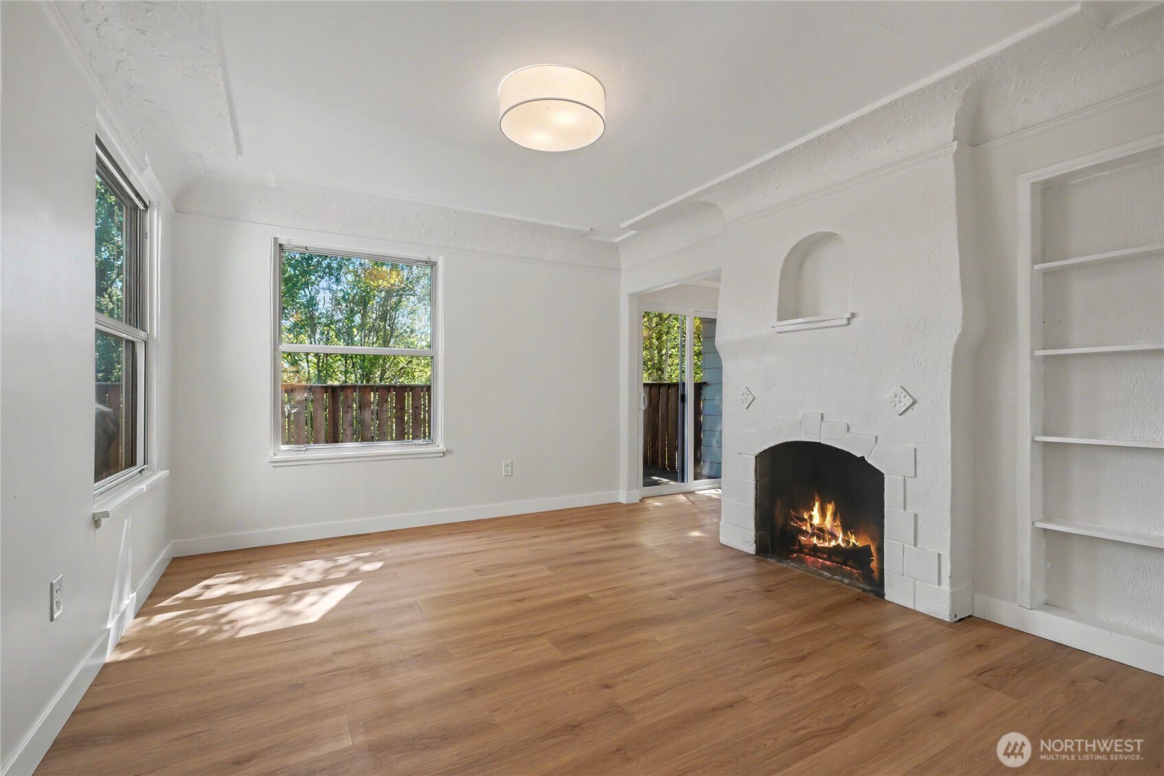 10106 16th Avenue S, Seattle, WA 98168