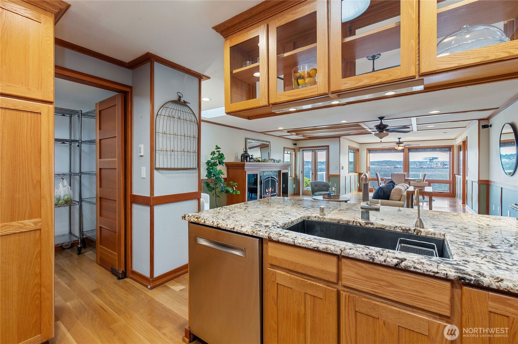 325 Shore Drive , Bremerton, WA 98310