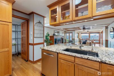 325 Shore Drive , Bremerton, WA 98310 - Photo 11