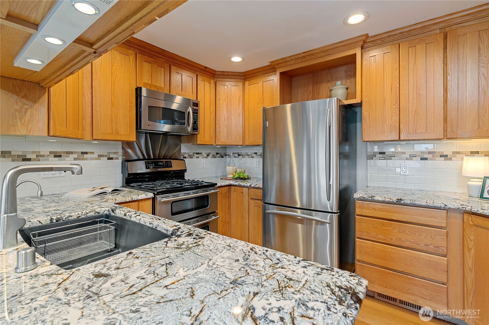 325 Shore Drive , Bremerton, WA 98310