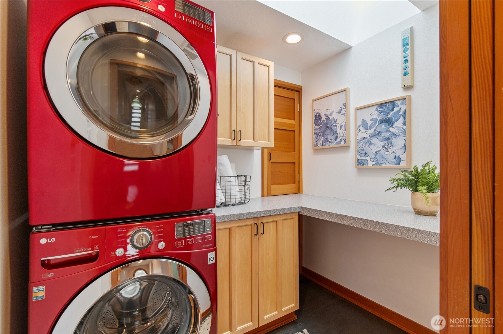 325 Shore Drive , Bremerton, WA 98310