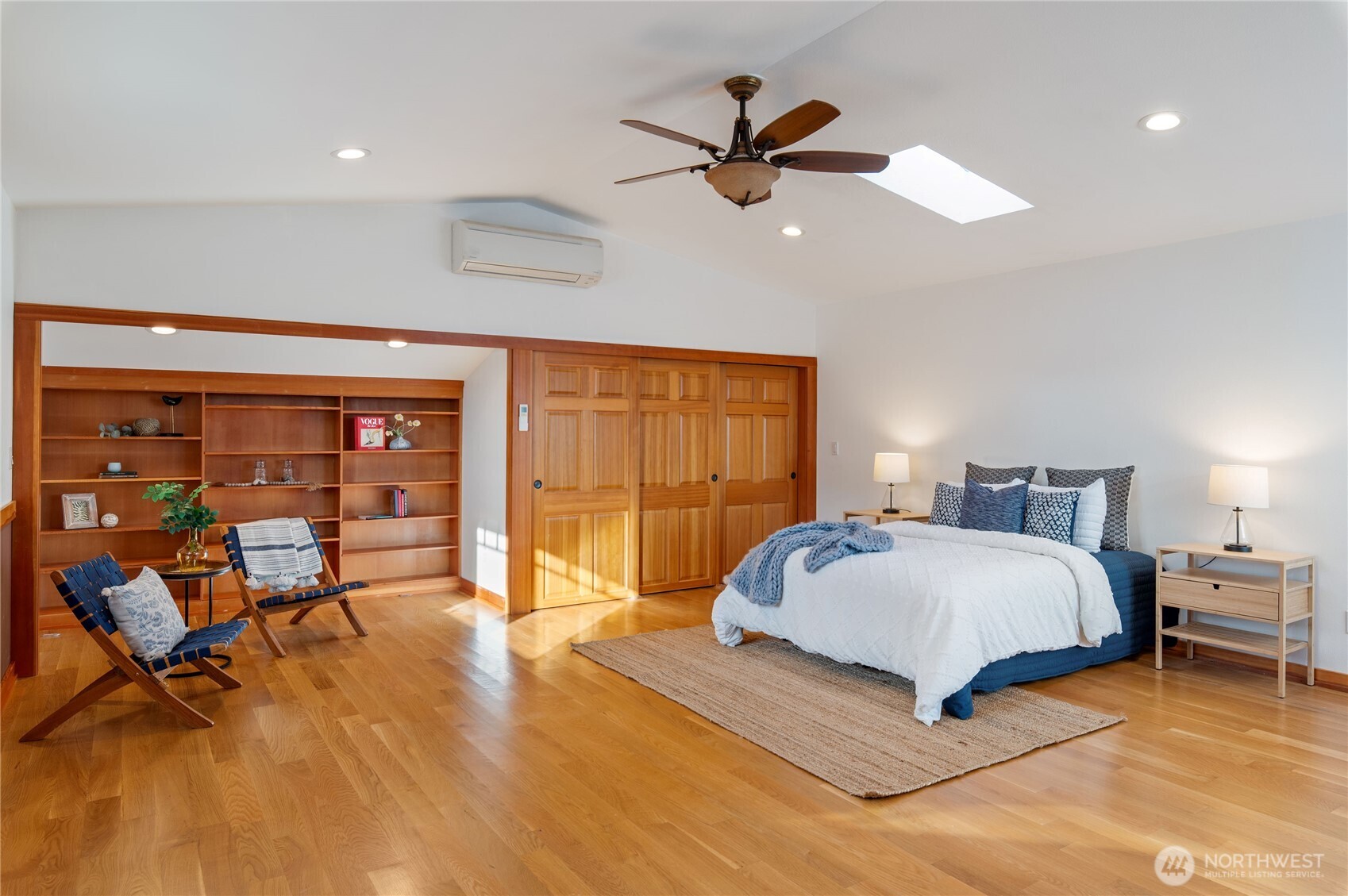 325 Shore Drive , Bremerton, WA 98310