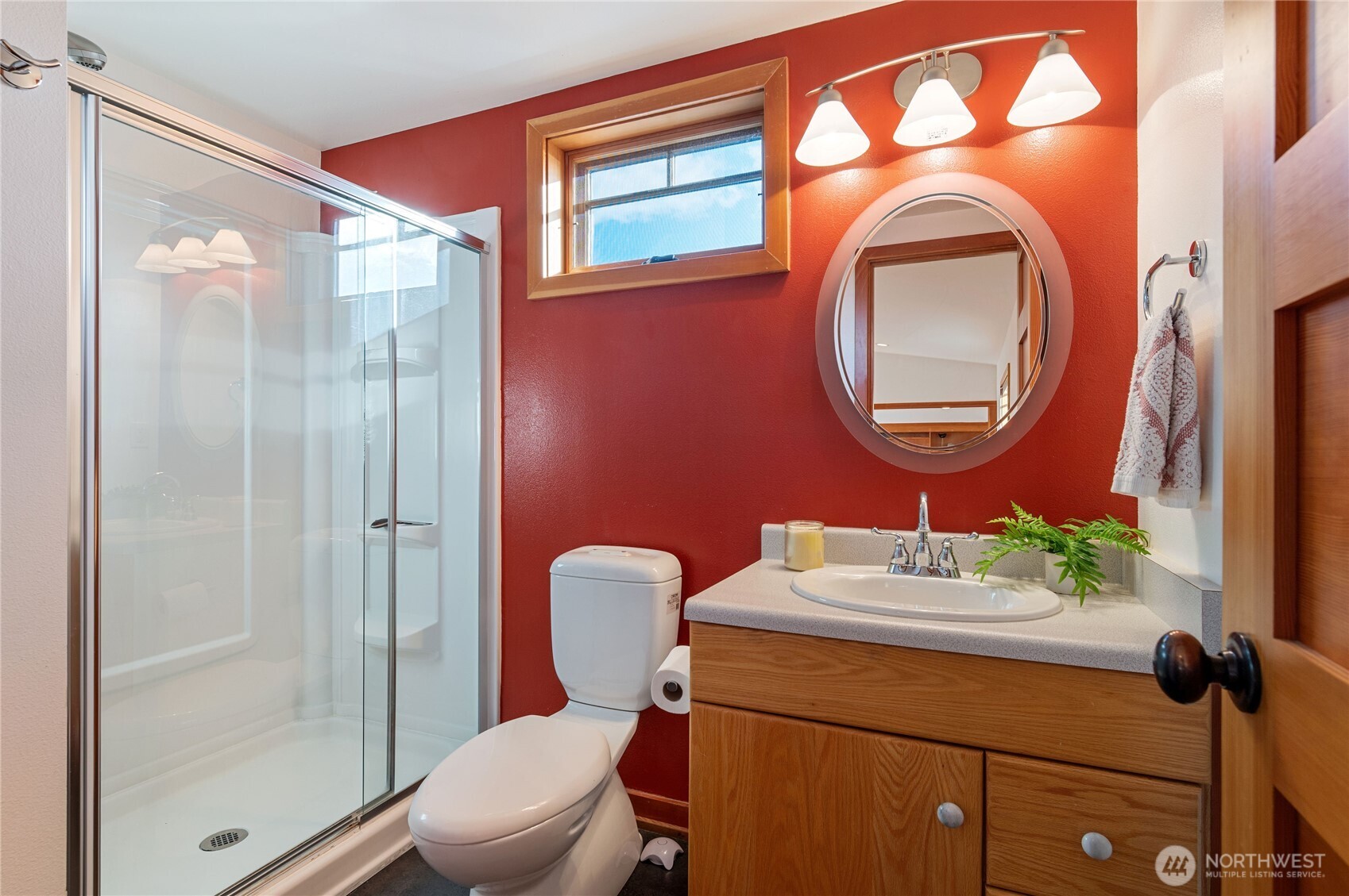 325 Shore Drive , Bremerton, WA 98310