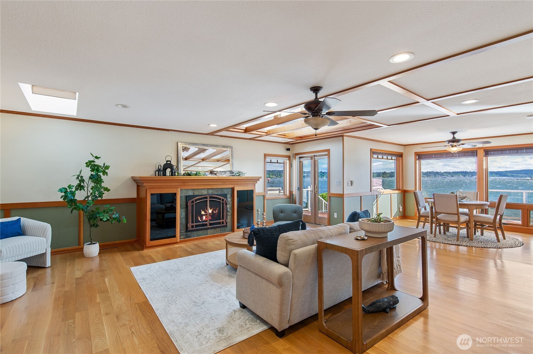 325 Shore Drive , Bremerton, WA 98310