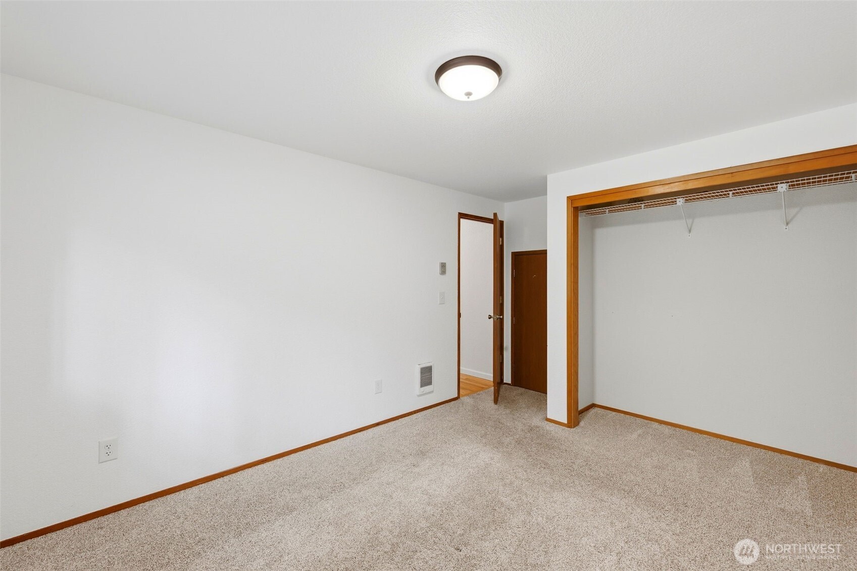 18158 E State Route 3 , Allyn, WA 98524