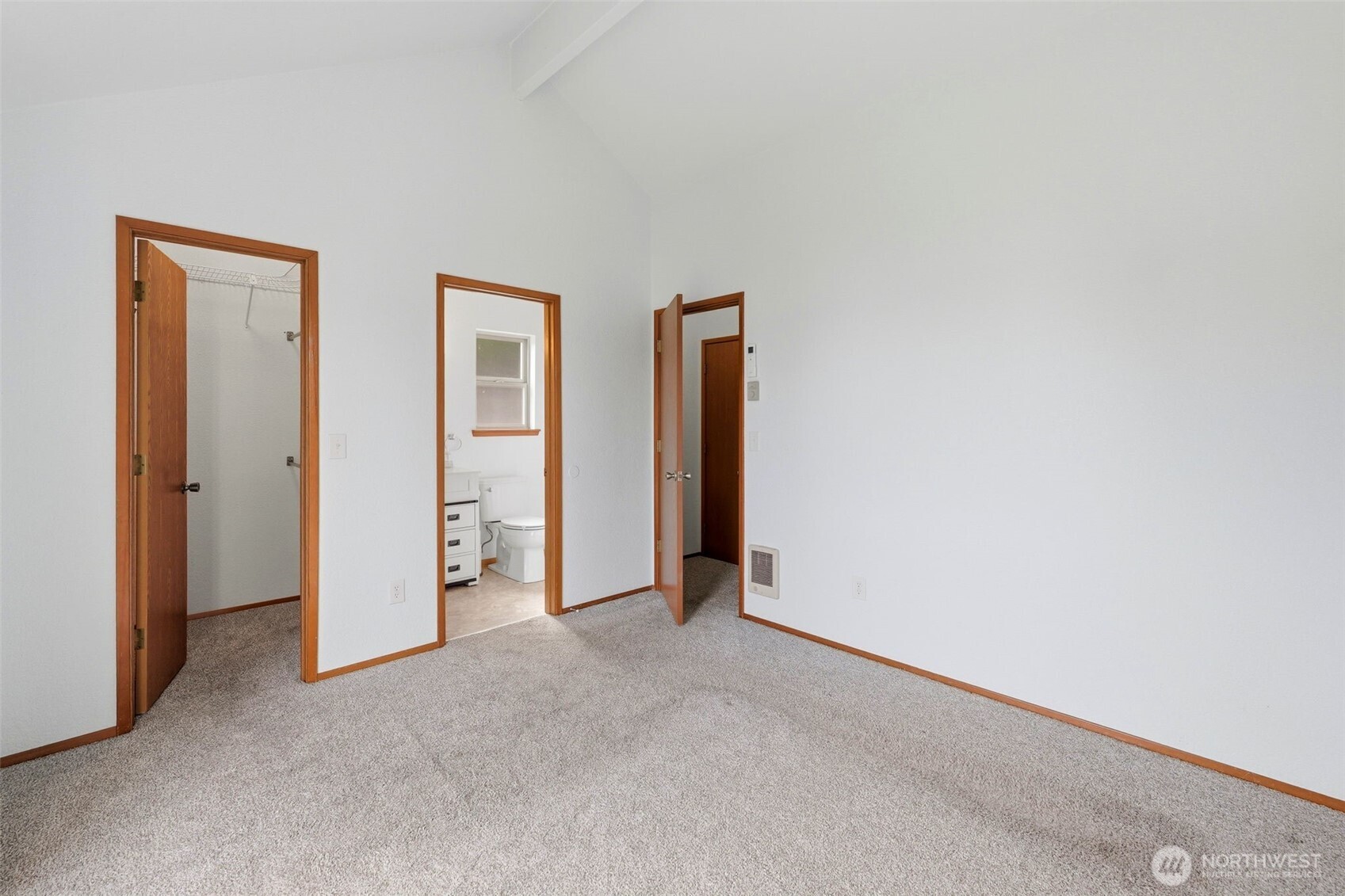 18158 E State Route 3 , Allyn, WA 98524
