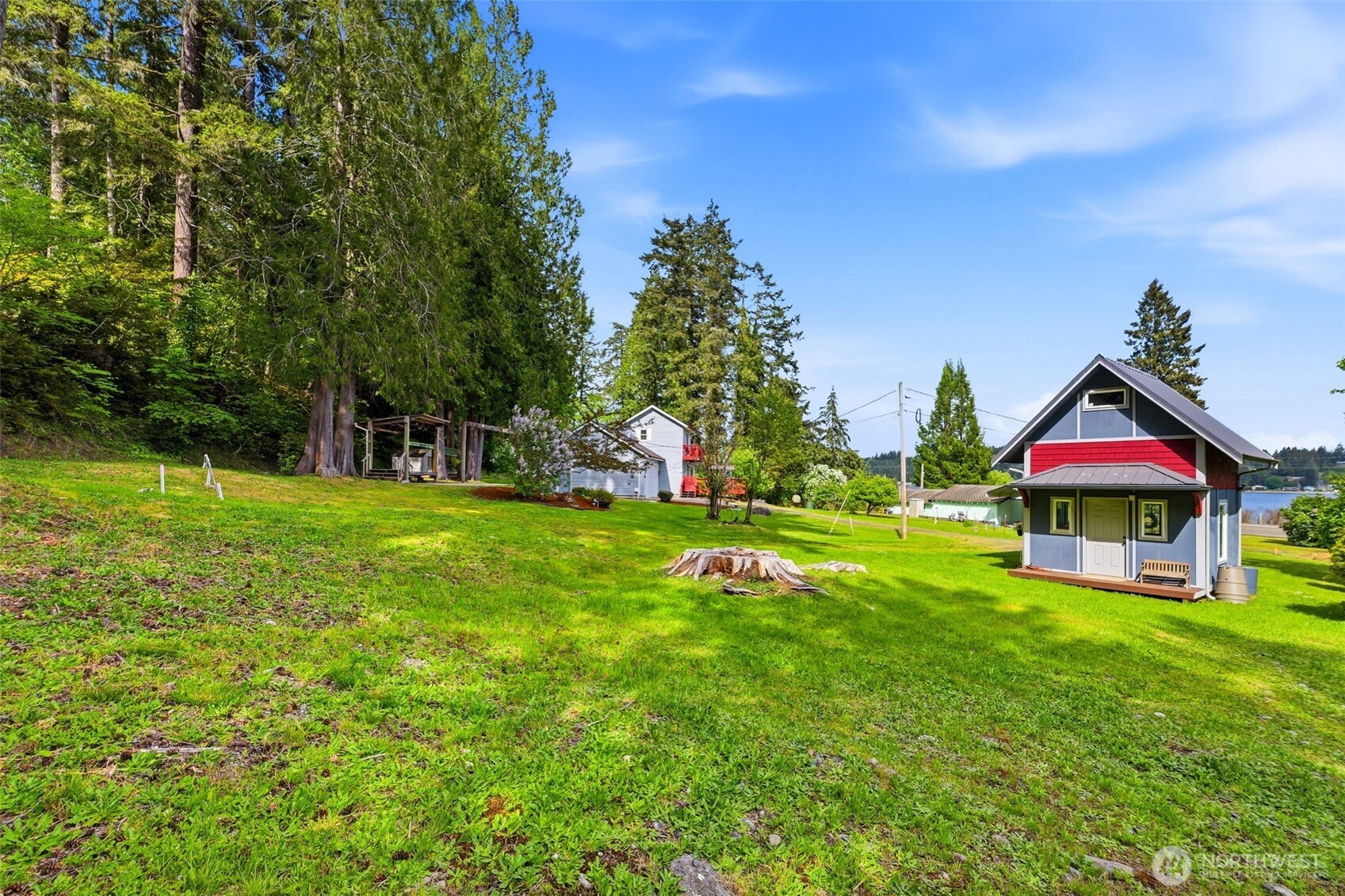 18158 E State Route 3 , Allyn, WA 98524