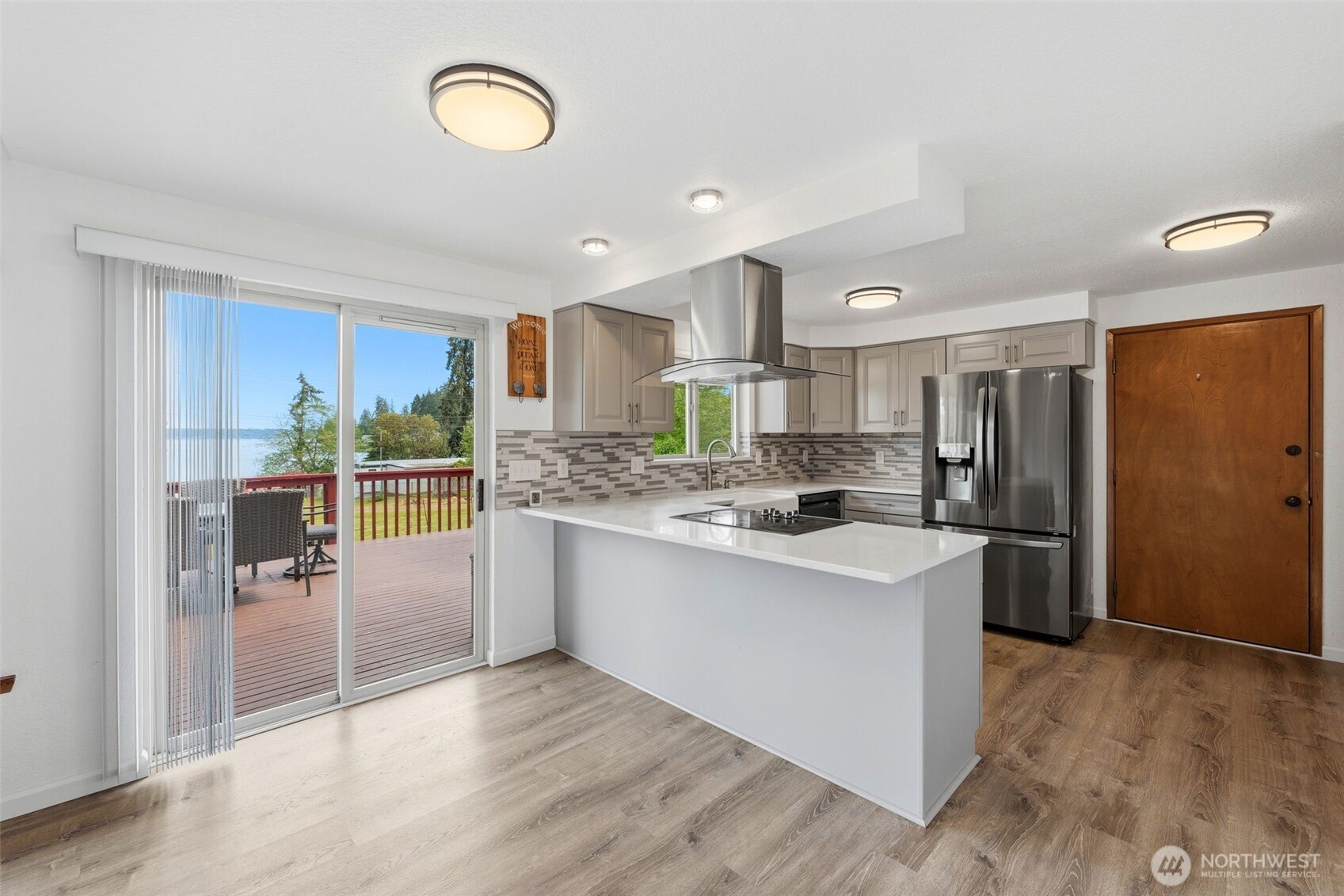 18158 E State Route 3 , Allyn, WA 98524